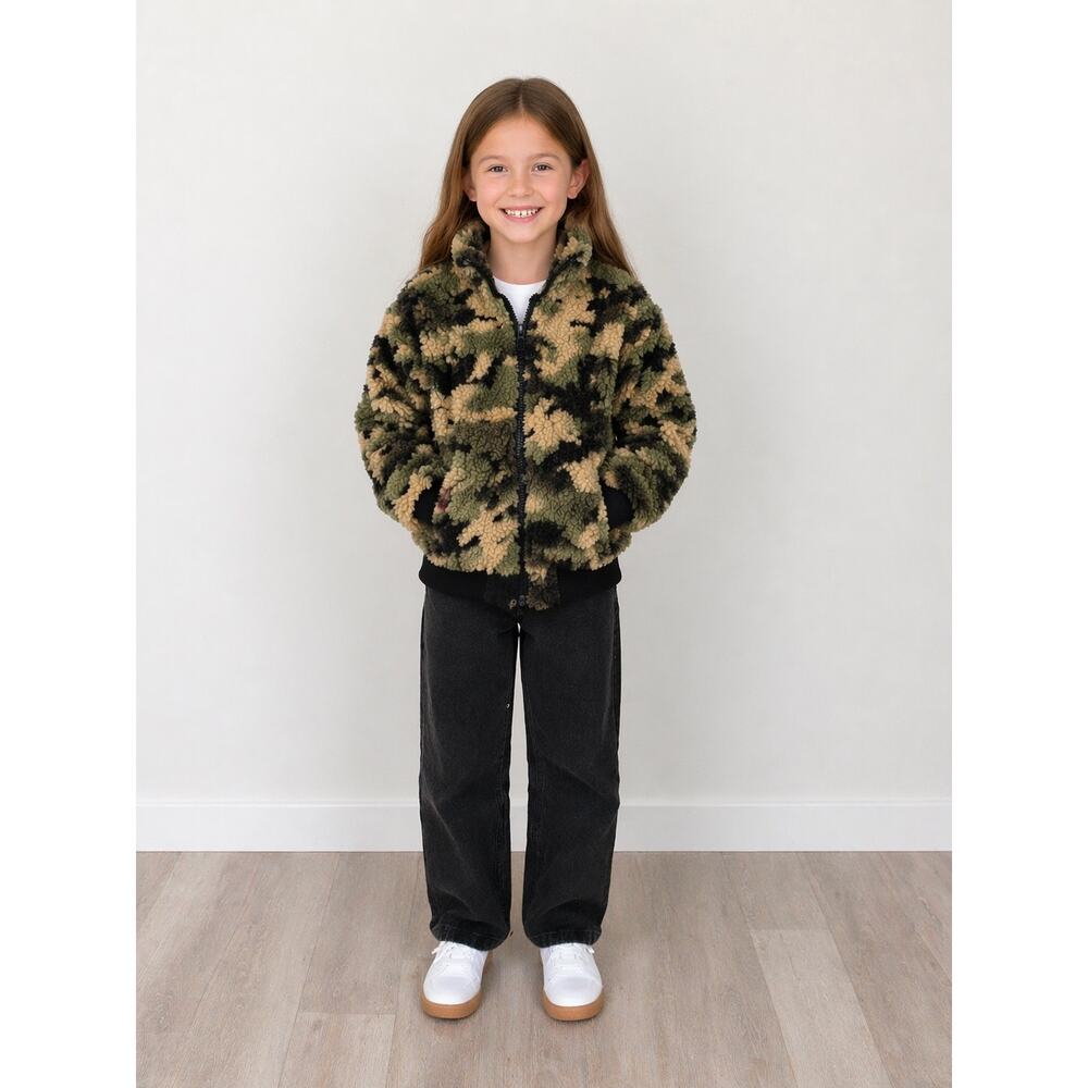 Bella Dahl Girls Camo Teddy Puffer Jacket Size 8 - Cozy & Stylish!